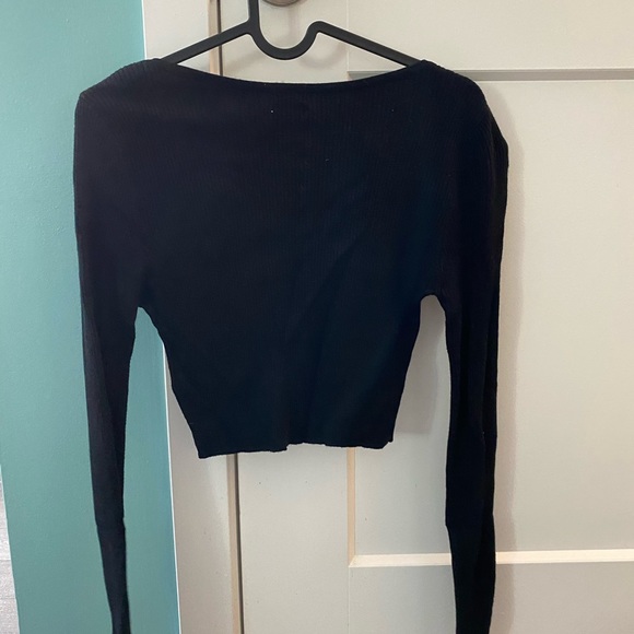 Garage long sleeve crop top button low cut front - Picture 4 of 4
